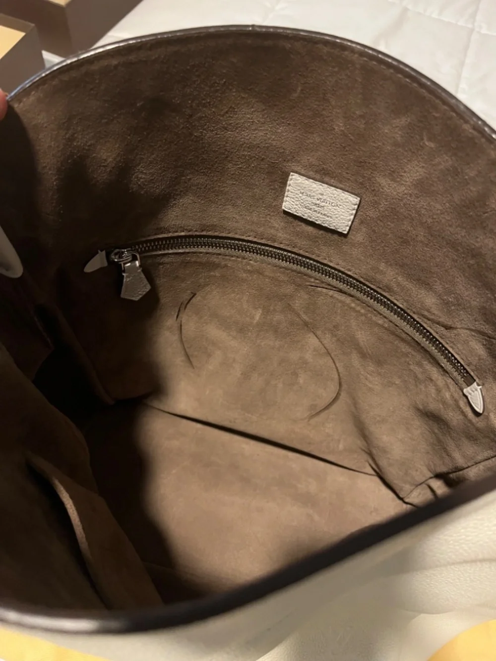 Authentic LV White Babylone